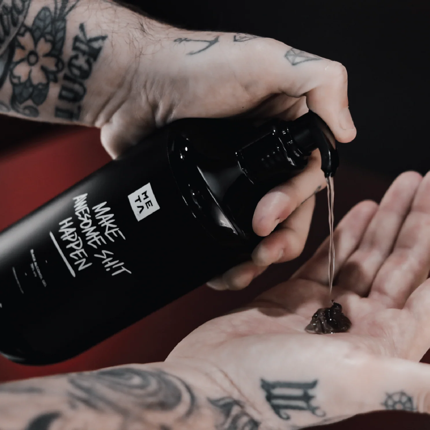 META Black Alcohol Gel - Image 5